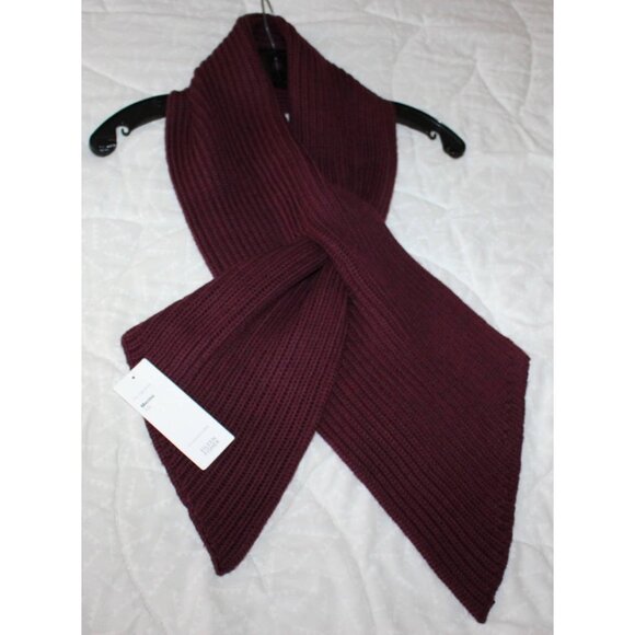 New w/Tags Eileen Fisher "Keyhole Scarf in 100% Merino Rib", Claret Red - Picture 3 of 11
